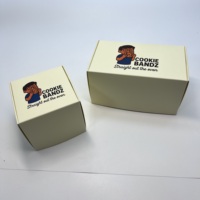 Boîte d'emballage pliable personnalisée en papier alimentaire pour biscuits et gâteaux, avec gaufrage et pelliculage mat, style dossier, logo imprimé OEM