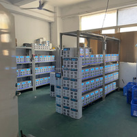 Torre de Alquiler de Baterías Portátiles de Alta Resistencia de 32 Unidades, Gabinete de Carga Rápida para Teléfonos, AC100-240V, 4G/OTA, Opción de Pantalla Publicitaria