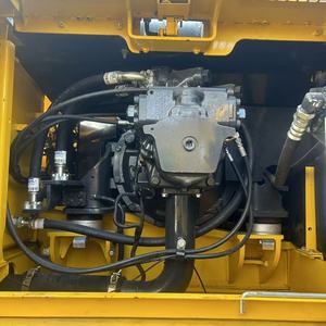 Matériel de terrassement d'occasion PC360 avec moteur Cummins, pompe et moteur pour la construction routière - 36 TONNES 219 kW de puissance - Product Image 6