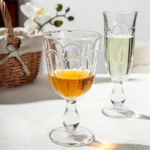 Verre à <span class=keywords><strong>vin</strong></span> mural épais et réutilisable, style INS, avec motif en relief, pour la maison, <span class=keywords><strong>coupe</strong></span> à jus rouge, luxe léger - Product Image 3