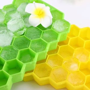 Moule à glaçons en silicone durable sans BPA, personnalisable, facile à démouler, avec couvercle, pour la fabrication de glaces et outils de crème glacée - Vente en gros - Product Image 4