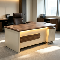 Bureau de direction élégant en forme de L avec éclairage LED intégré, boîte de rangement pour câbles et armoire latérale pour bureau de patron, salle de direction générale