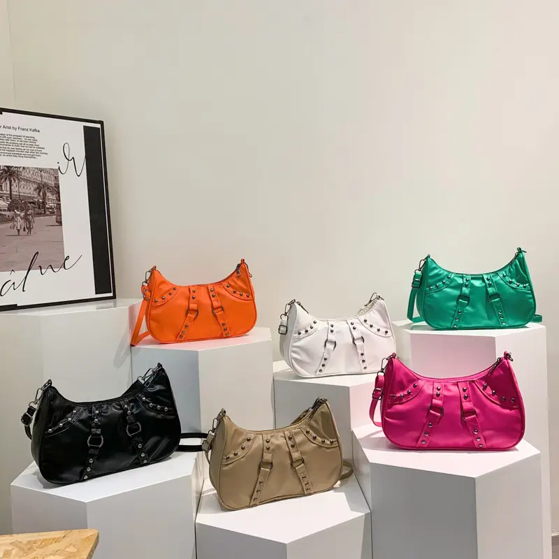 Vintage Handbags For Women Half-moon Leather Hasp Shoulder Crossbody Bag Designer Luxury Ladies Underarm Bags Hobo Bolsas