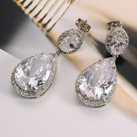 Huitan romantique cristal pur grande goutte d'eau brillant CZ boucle d'oreille brillant poire femmes belle argent plaqué pendentif boucles d'oreilles