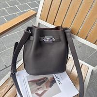 Sac Seau en Cuir Grainé Premium Luxe Discret Quotidien Sac à Bandoulière Sans Marque Vente en Gros Boutiques Royaume-Uni France
