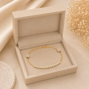 Bracelet élégant en or 18 carats avec cristaux pour femme, bijou de luxe, bracelet tendance, cadeau pour mariage ou fête, usage quotidien, chaîne réglable - Product Image 1
