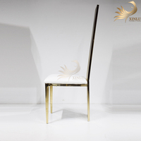 Chaise de salle à manger moderne et minimaliste en acier inoxydable et cuir, dossier métallique durable, design empilable élégant pour hôpitaux et villas