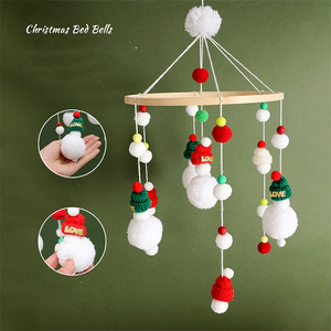 Jouet musical en bois <span class=keywords><strong>de</strong></span> <span class=keywords><strong>Noël</strong></span> pour bébé, clochettes <span class=keywords><strong>de</strong></span> lit apaisantes, suspendu à la poussette, avec père <span class=keywords><strong>Noël</strong></span> et hochets, mobile musical pour bébé - Product Image 3