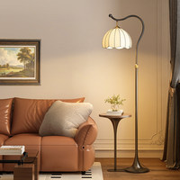 Nouvelle lampe de sol LED de style français couleur crème avec base E27, intensité variable, Ra 95 CRI, pour salon et chambre à coucher