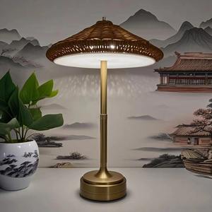 Lámpara de Mesa LED Recargable, Diseño Único, Lámpara de Escritorio Inalámbrica, Luz Nocturna Pastoral para Dormitorio, Comedor, Sala de Estar, Estudio - Product Image 6