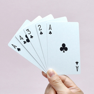 Perles de conception Kings, dos vierge pour les cartes à jouer Magic Booster Face Bows avec des pochettes pour une expérience de jeu améliorée - Product Image 4