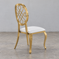 Chaise de banquet ornée en acier inoxydable doré avec dossier en diamant et siège en cuir PU