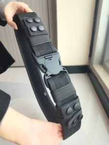 Venta al por mayor 2 "Nylon PP correas de liberación rápida hebilla duradera cinturón táctico resistente con 4 guardianes guardia de seguridad uso al aire libre - Product Image 6