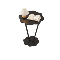 Mini table de bout d'armoire minimaliste moderne de style nordique pour les étagères de rangement du salon