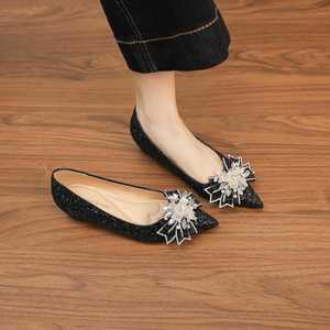 Glitter Pointed Toe <b>Flats</b> With Flower Decoration Wedding <b>Shoes</b> Slip-On All Seasons <b>Flat</b> <b>Bride</b> <b>Shoes</b> - Product Image 4