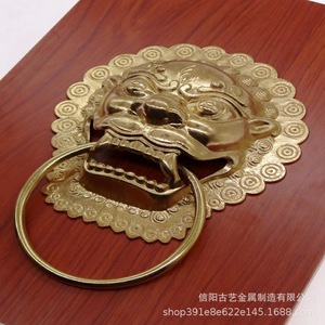 Poignée de porte en laiton style antique en forme de tête de lion pour porte d'entrée - Product Image 4