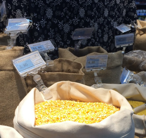 Tableau noir rectangulaire double face en plastique miniature avec clips et tableau d'affichage pour étiquettes alimentaires - Product Image 4