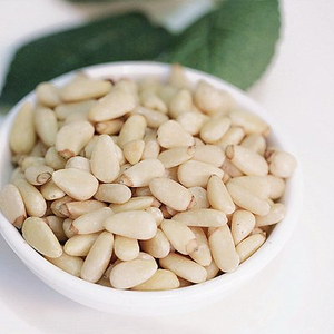 Poudre <span class=keywords><strong>de</strong></span> pignons <span class=keywords><strong>de</strong></span> pin entièrement hydrosoluble <span class=keywords><strong>de</strong></span> haute pureté, extrait <span class=keywords><strong>de</strong></span> pignons <span class=keywords><strong>de</strong></span> pin en poudre, grande quantité disponible - Product Image 2