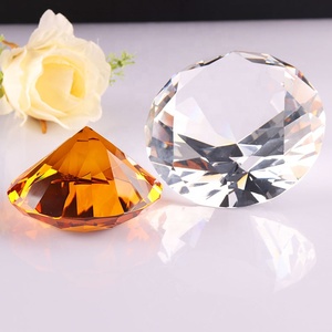 Wholesale Customized 20mm-100mm Clear Crystal Glass Diamond Paperweights for Home Decoration Ornaments Crafts