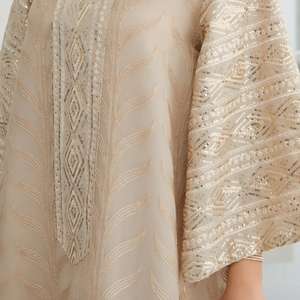 Elegante y Lujosa Abaya de Fiesta para Mujeres Musulmanas, Vestido Hecho a Medida con Tela de Alta Calidad - Product Image 2