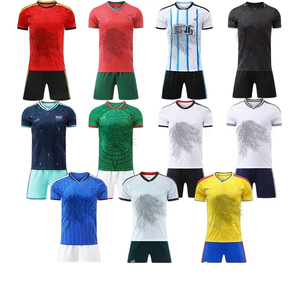 Saison 26 Großhandel Anpassbare Qualitäts-Atmungsaktive 25 Trikots Wärmeübertragungsdruck Polyester Fußball-Uniform Kurztrikot - Product Image 1