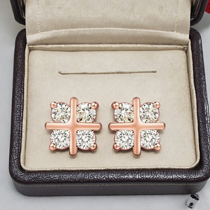 Paximaジュエリー絶妙なミニマリストのクロススクエアスパークリングラボ成長したダイヤモンド18Kゴールドレディースファッションスタッドイヤリング - Product Image 2