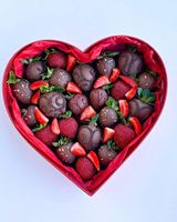 Offre Spéciale Écologique Concevez des boîtes d'emballage cadeau en papier rigide en forme de coeur pour la Saint-Valentin