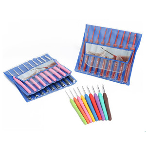 Grosir 9 buah aksesoris jarum rajut aluminium <span class=keywords><strong>Set</strong></span> kait Crochet pegangan lembut merah muda untuk kain Crochet - Product Image 1