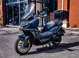 Maxi Scooter Usato <span class=keywords><strong>SYM</strong></span> Husky ADV300 278.3cc Monocilindrico 4 Tempi Raffreddato a Liquido con IMU, ABS, TCS, Avviamento Senza Chiave e Serbatoio Grande da 16L - Product Image 6
