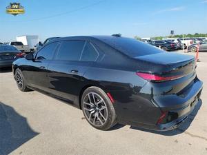 BMW Série 7 760i xDrive AWD 2023 d'<span class=keywords><strong>occasion</strong></span> en excellent état, conduite à gauche ou à droite, Offres 2025, Vente de voitures d'<span class=keywords><strong>occasion</strong></span> Xdrive à prix réduit - Product Image 3