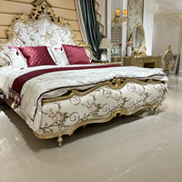 Ensemble de lit double en bois massif antique de style européen de luxe en flanelle française brodée, lit de princesse de 1,8 m, mobilier de maison principale