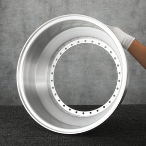 Barillet intérieur de roue pour <span class=keywords><strong>BBS</strong></span> <span class=keywords><strong>RS2</strong></span> 17 à <span class=keywords><strong>18</strong></span> pouces 16 32 trous 3 pièces roue brossée Double étape baril intérieur alliage 6061-T6 - Product Image 1