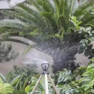 Farfalla sprinkler per il giardino 360 sprinkler rotante agricoltura di irrigazione