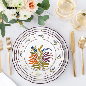 2025 New Design Italy Style Porcelain <b>Dinnerware</b> Set Flower and Plant Elements Luxury <b>Dinnerware</b> Bone China - Product Image 3