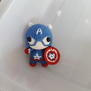 CHANGXU CRAFT Portachiavi Fatto a Mano Dipinto a Mano con Personaggio Anime Retrò Carino <span class=keywords><strong>in</strong></span> Lana a Quattro Linee all'Uncinetto, Ciondolo Decorativo per Borsa - Product Image 4