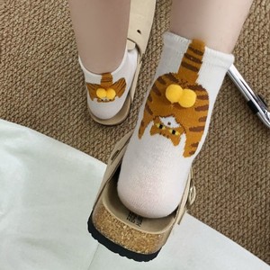 Chaussettes mi-mollet mignonnes pour femmes, motif chat de dessin animé, respirantes, style japonais, pour le printemps et l'été - Product Image 2