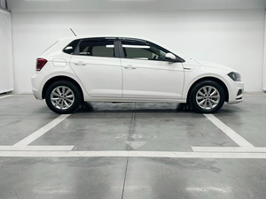 Volkswagen <span class=keywords><strong>Polo</strong></span> Plus 1.5L Auto Tech Edition 2019 |   Première inscription : octobre 2020 |   Blanc |   Faible kilométrage |   Voiture d'occasion reconditionnée - Product Image 6