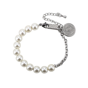 สร้อยข้อมือมุก โซ่มุกทรงกลม ไทเทเนียมสตีล สวมใส่ได้ทุกวัน - Product Image 5
