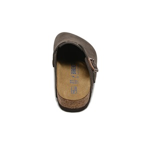 Fabricant expert de sabots Boston en daim, <span class=keywords><strong>mules</strong></span> <span class=keywords><strong>orthopédiques</strong></span> personnalisées à marque privée, sandales en liège souple pour la vente en gros - Product Image 4