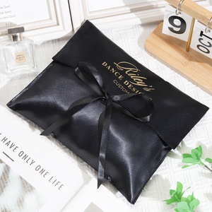 定制品牌标志黑色缎面信封头发延伸假发包装袋豪华信封丝绸缎面礼品泳装袋 - Product Image 5