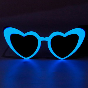 2025 nuevo disfraz novedad accesorios suministros neón forma de corazón fiesta gafas Luminouos <span class=keywords><strong>LED</strong></span> gafas de sol - Product Image 6