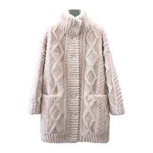 Manteau long chaud d'hiver pour femme, col montant, en laine tricotée avec fourrure de mouton, imprimé teint, boutons décoratifs – Grande Vente - Product Image 1