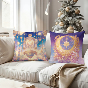 Linternas encantadas y motivos celestiales adornan estas almohadas decorativas de ensueño, perfectas para crear un ambiente festivo y acogedor. - Product Image 4