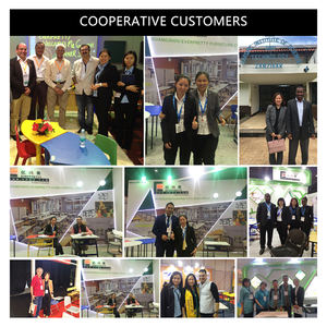 Letto a Castello Triplo Moderno e Pratico Salvaspazio per Camera da Letto dei Bambini con Scrivania e Ringhiera di Sicurezza - Product Image 6