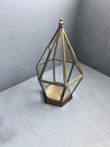 โคมไฟตกแต่งทำจากทองเหลืองและแก้ว ดีไซน์งานฝีมือ สำหรับตกแต่งบ้าน น้ำหนักเบา ปลอดสารพิษ คุณภาพสูง ผลิตในอุตรพัฎฐ์ - Product Image 3