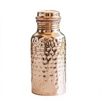 Bouteille d'eau en cuivre de qualité supérieure avec texture martelée, gourde de voyage portable au design moderne, couvercles inclus