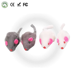 Giocattolo per Gatti a Forma di Topo in Pelliccia di Coniglio Certificato CE, Mini Gioco Interattivo Divertente per Gatti e Gattini - Product Image 1