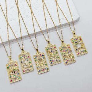 Collier carré papillon plaqué or pour femmes Bijoux en acier inoxydable avec pendentif zircon Collier ras du cou de luxe - Product Image 1