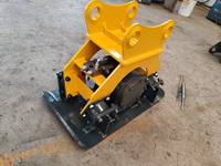Compacteur à plaque vibrante hydraulique verticale haute fréquence 1,7-50 tonnes compatible avec les excavatrices, moteur et boîte de vitesses pour le compactage