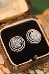 Pendientes de Diamantes Transformables de Oro de 18K Originales de Xinfly, Nuevo Diseño de Joyería para Mujer Que Se Puede Usar de Múltiples Formas - Product Image 3